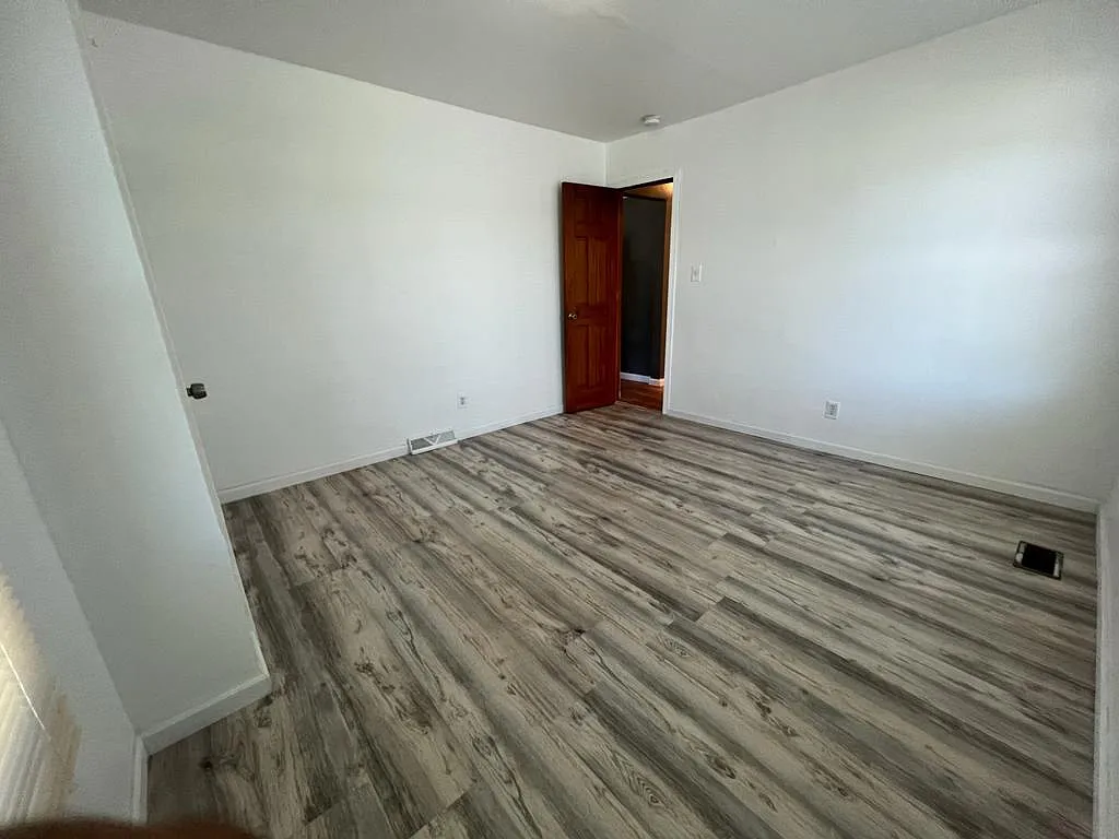 4 bed, 1300 sqft, $1,650 — Photo 4