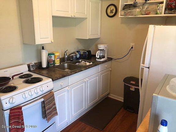 5th image of 380 N Brevard Ave APT A3