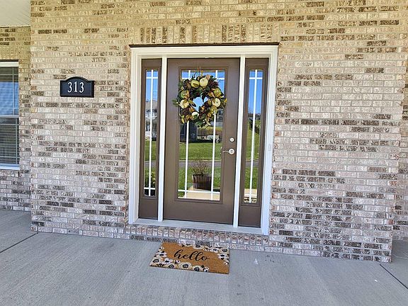 3rd image of 313 Salonika Dr