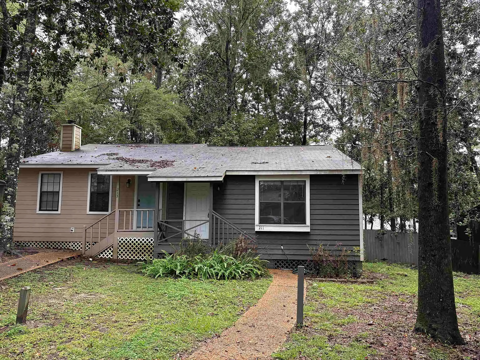 2 bed, 1.5 bath, 880 sqft, $1,400 — Photo 2