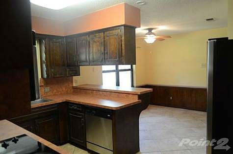 413 Twin Creek in Hurst09