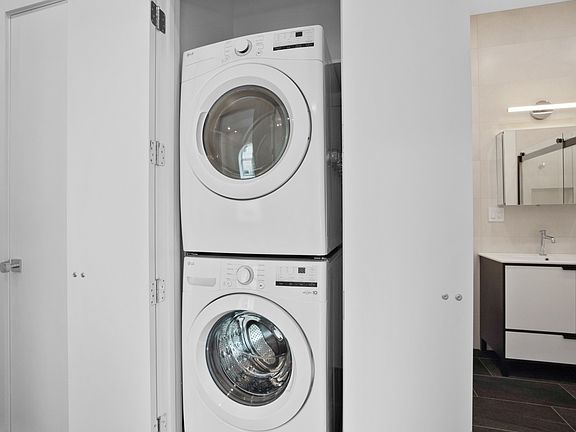 3rd image of 590 Orange St #2
