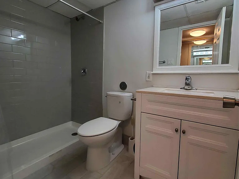1800 Lavaca St #415 — Photo 8