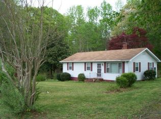 4726 Neenah Rd, Montross, VA 22520