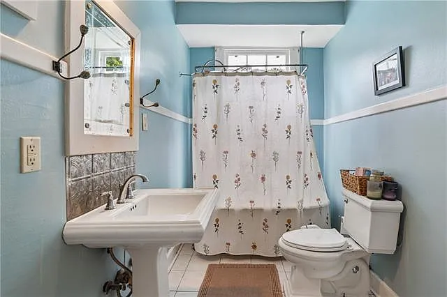 2216 Joseph St — Photo 13