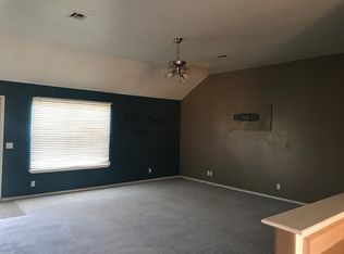 929 W 7th St, Newkirk, OK 74647