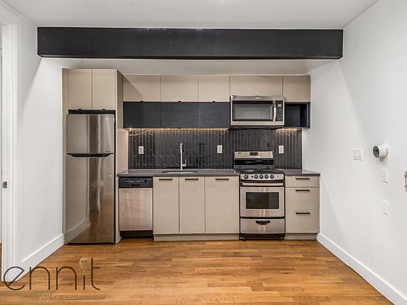 4th image of 562 Park Pl APT 1B