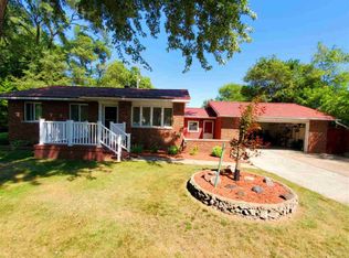 2463 Nerredia St, Flint, MI 48532