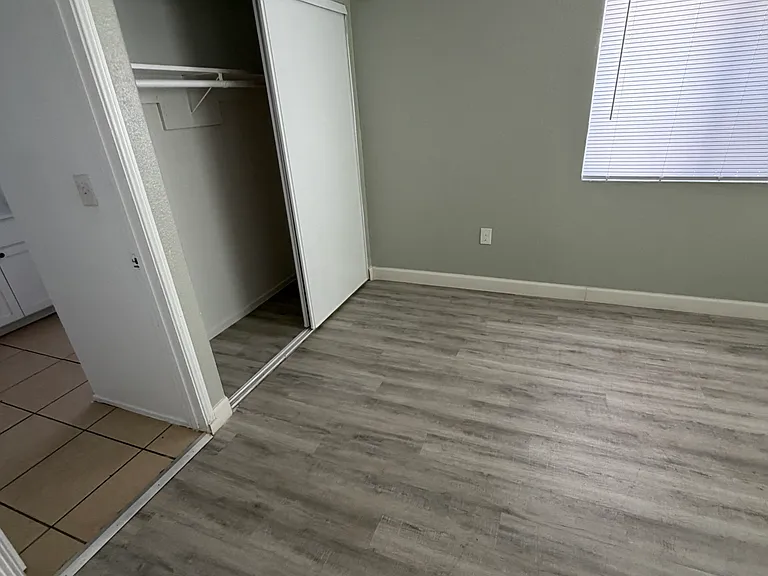 131 N 7th St — Photo 3