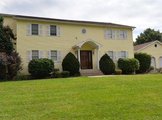 320 S Main Rd, Mountain Top, PA 18707