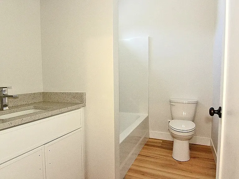 3011 Hawthorne Place Dr — Photo 15