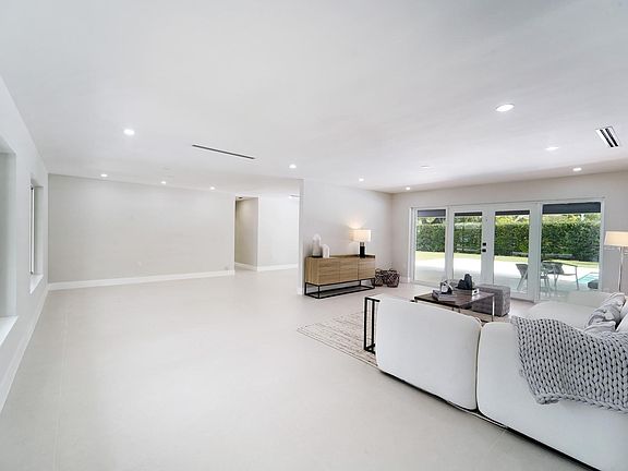 5th image of 12305 SW 73rd Avenue