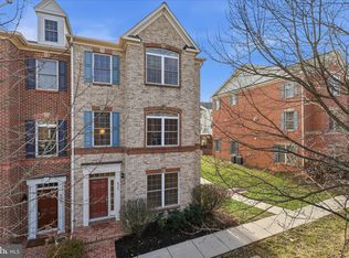 411 Spring St, Herndon, VA 20170