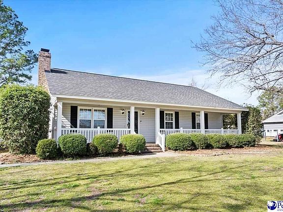 3rd image of 921 Kirby Farm Dr