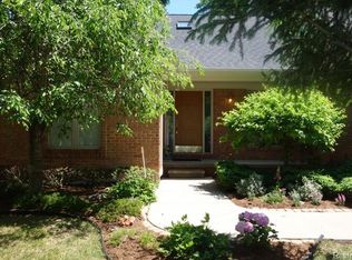 4965 Briarwood Cir, West Bloomfield, MI