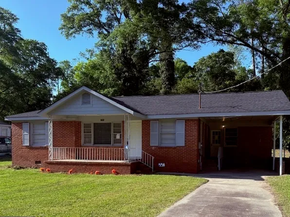 2832 Horseshoe Dr, Macon, GA 31211