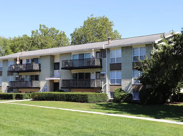 Mayfair Manor, 845 Pleasure Rd #A34, Lancaster, PA 17601