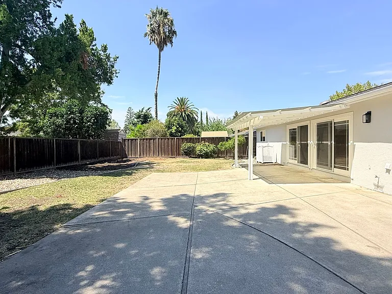 1771 Lynwood Dr — Photo 39