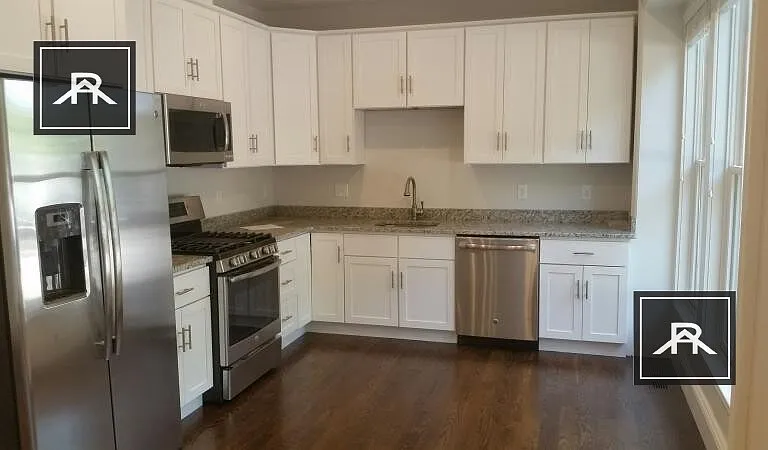 2046 Beacon St #2 — Photo 1