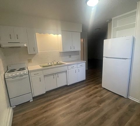 4th image of 235 N Lorimier St #10885143