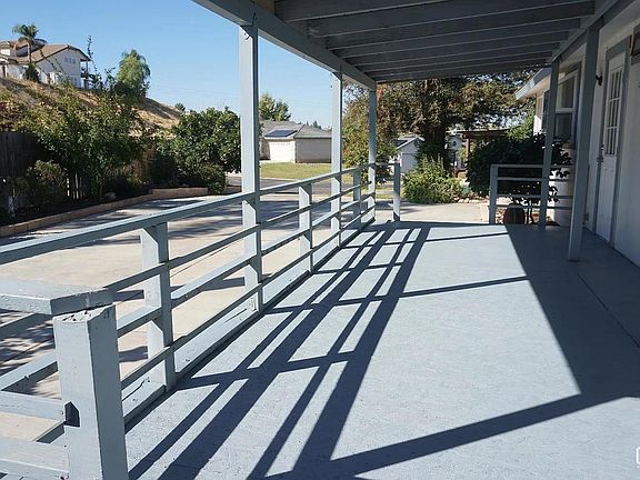 2nd image of 5909 Cliffwood Way