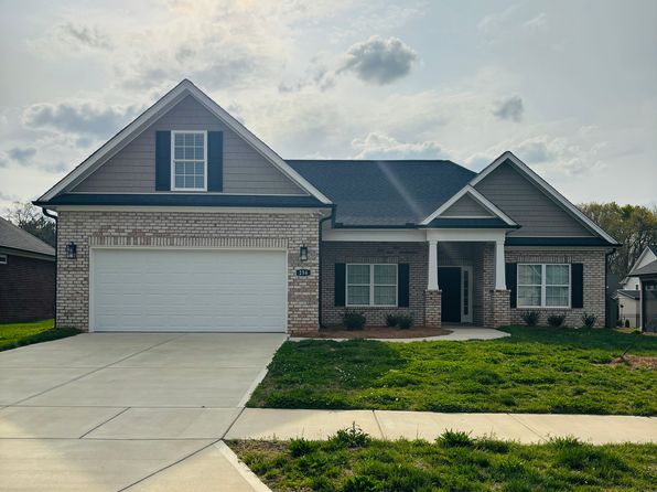 256 Ella Dr