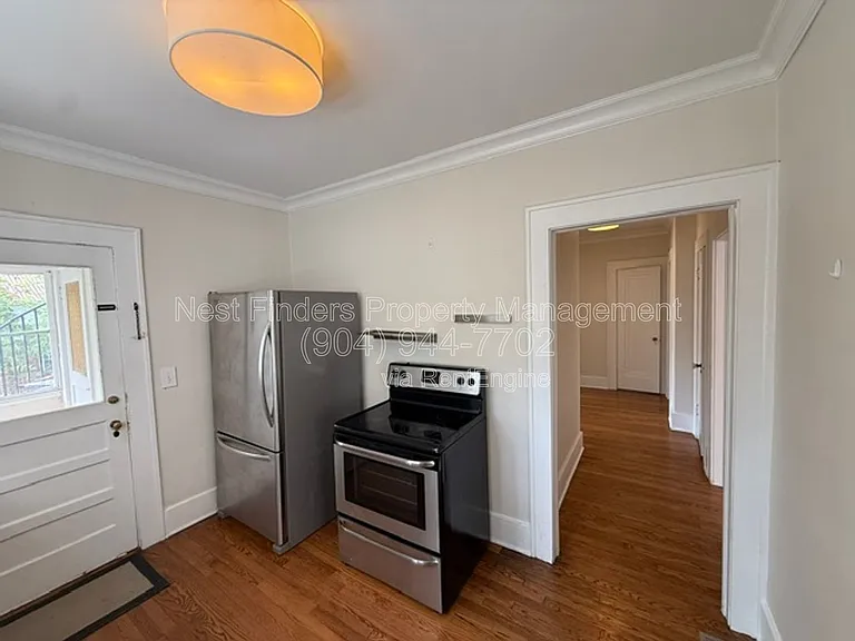 3520 Pine St — Photo 12