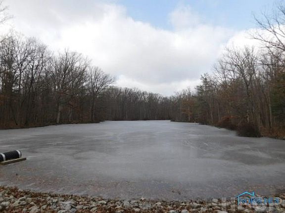 3rd image of 7904 Township Road 120