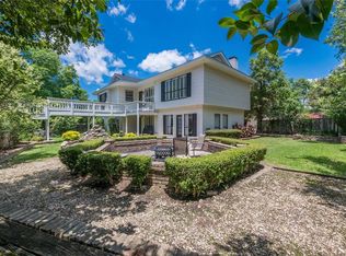 215 Castle Dr, Waco, TX 76710