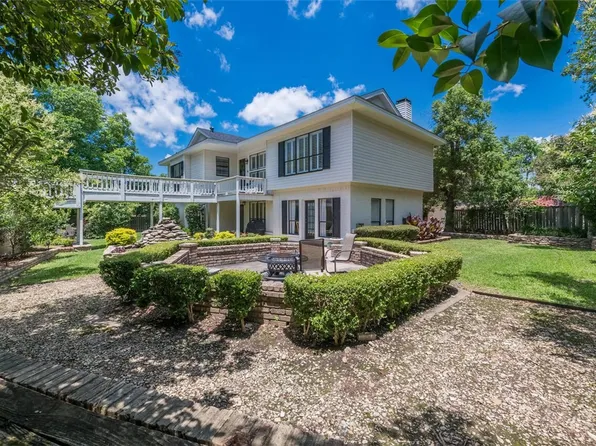 215 Castle Dr, Waco, TX 76710