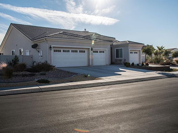 3rd image of 10839 Aster Ln