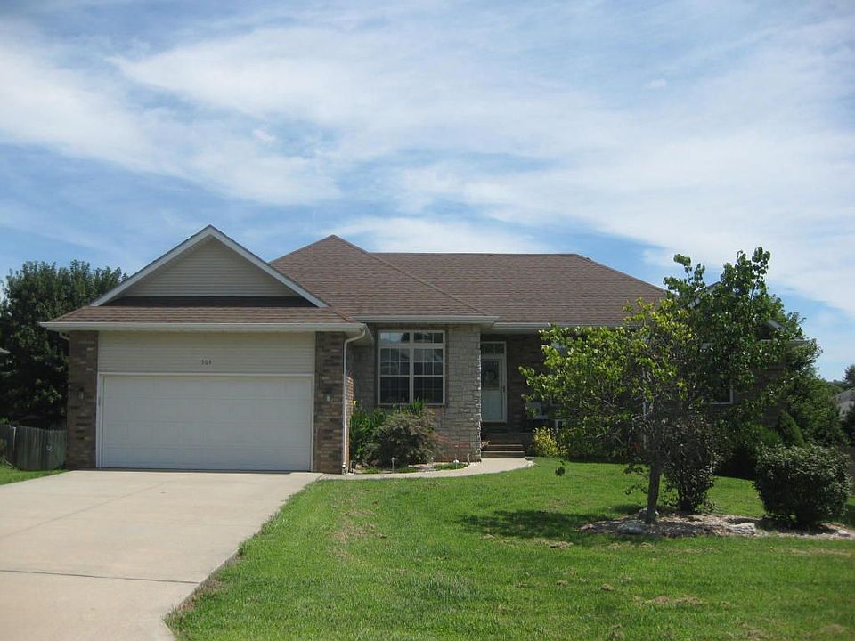 1st image of 504 S Chandler Dr