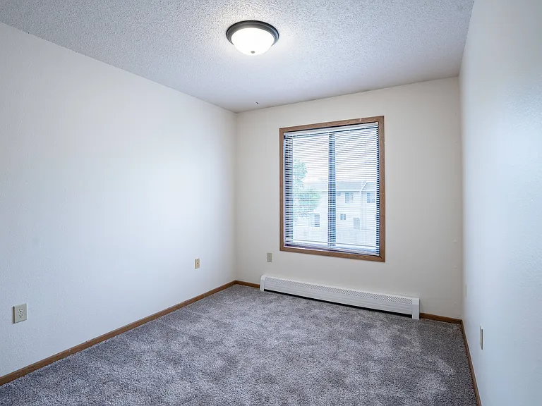 Hazelwood Townhomes — Photo 26