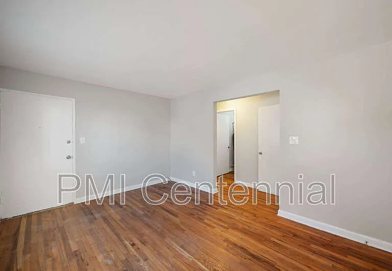 950 Saint Charles Ave NE #9 — Photo 8