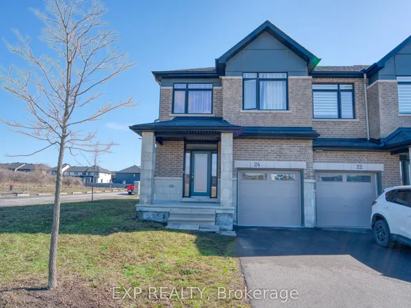24 Kugagami Rd, Ottawa, ON K1T 0W2
