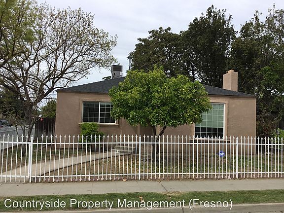 3rd image of 3405 E Olive Ave