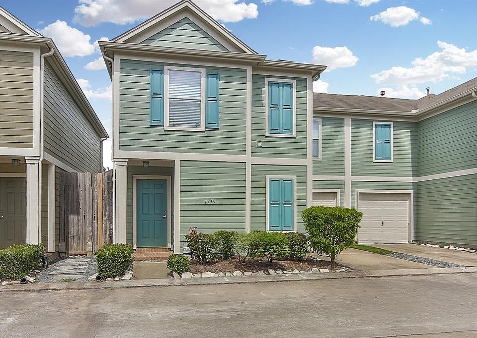 1st image of 1719 Redwing Haven Dr