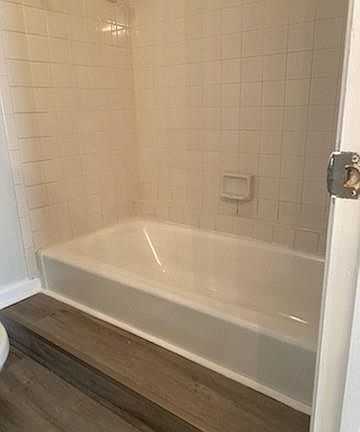 4th image of 438 Babbling Brook Dr