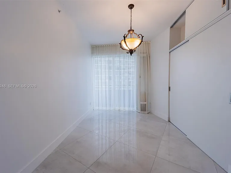 60 SW 13th St #3424 — Photo 4