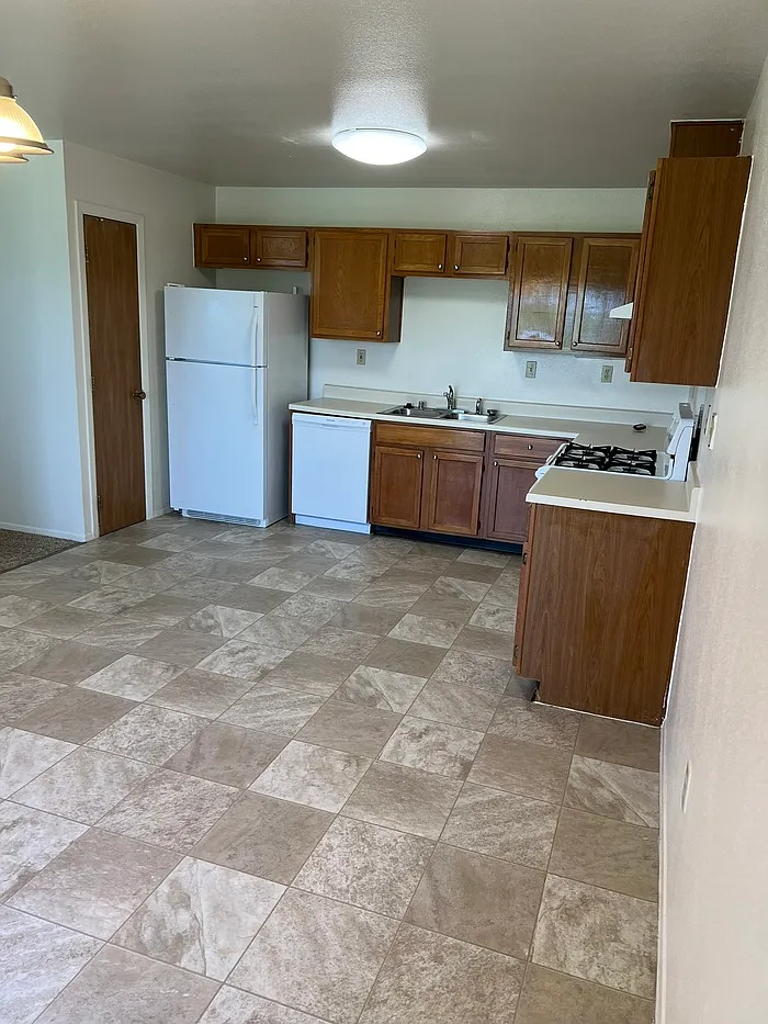 2 bed, 1.5 bath, 1066 sqft, $1,491 — Photo 4