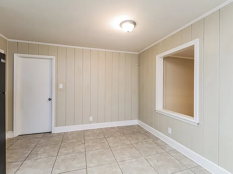 3924 Broadview Dr — Photo 6