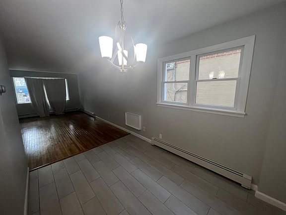 3rd image of 530 Logan Ave APT 1