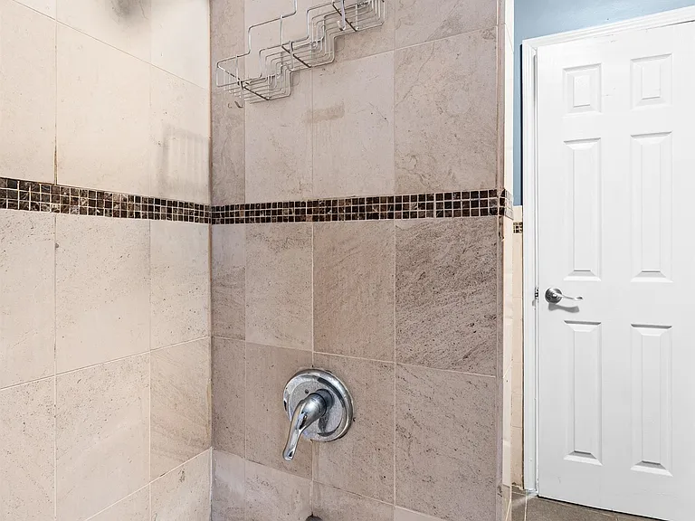 277 Harrison Ave #C8 — Photo 6