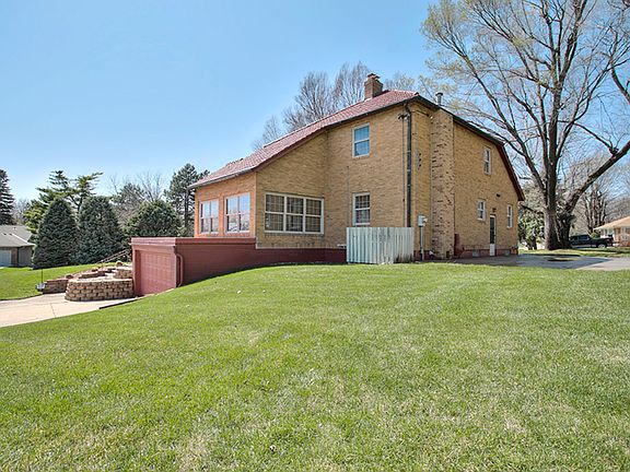 4th image of 11706 Cryer Ave