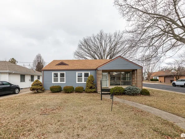 901 W Forrest Hill Ave, Peoria, IL 61604