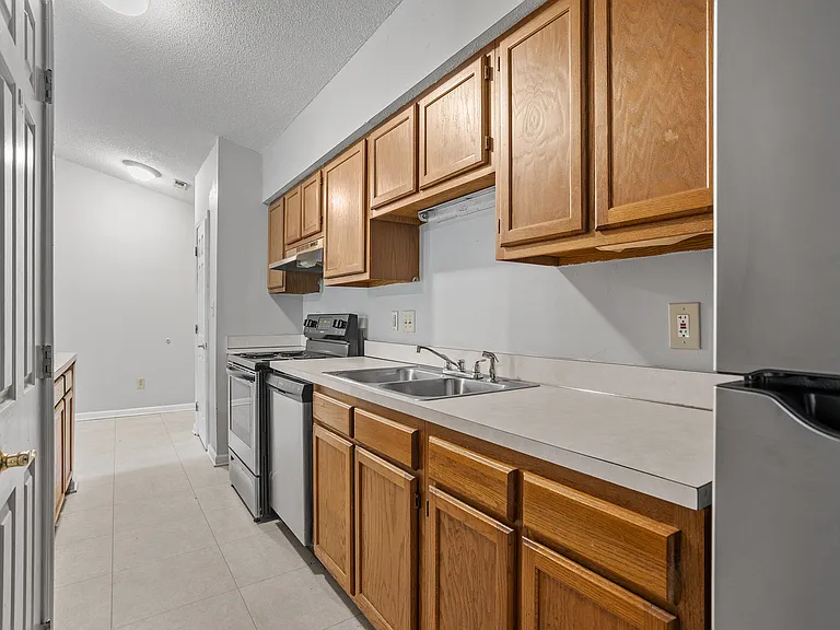 1321 Park Glen Dr #304 — Photo 19
