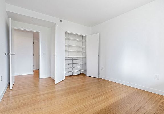 4th image of 40 W 116th St #603