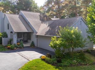 26 Andrews Way, Canandaigua, NY 14424
