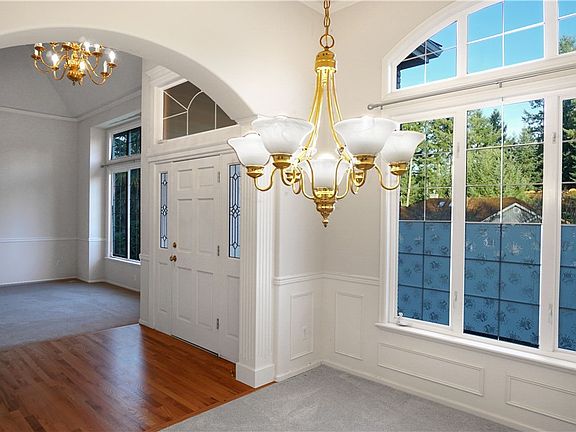 4th image of 2510 22nd Avenue Ct NW