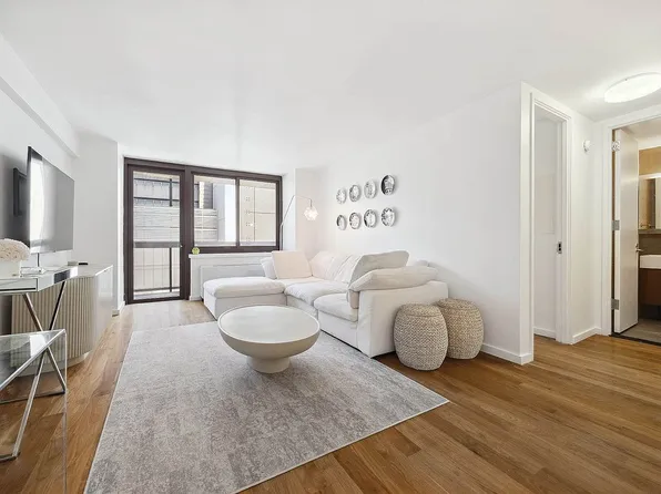 515 E 72nd St APT 7H, New York, NY 10021